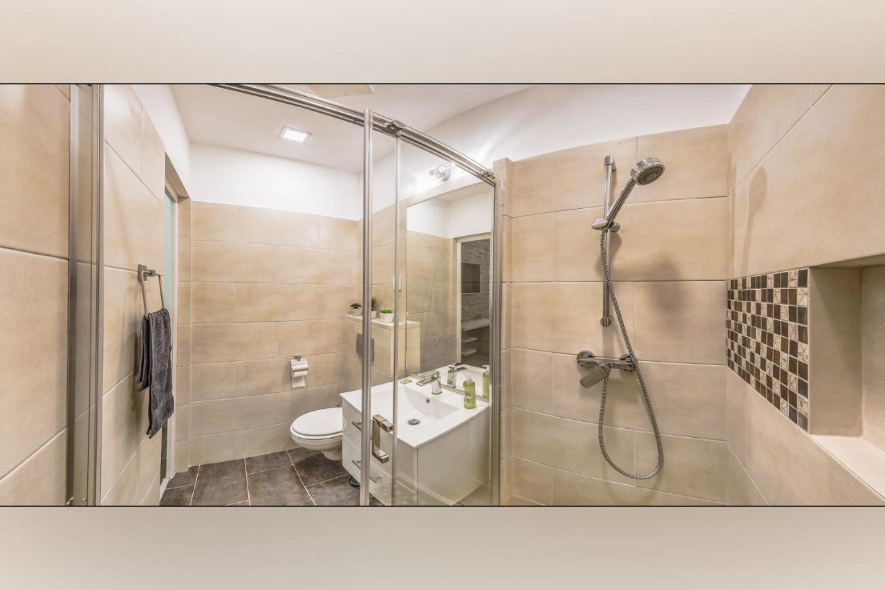 Platanus Guesthouse Budapest Exterior foto